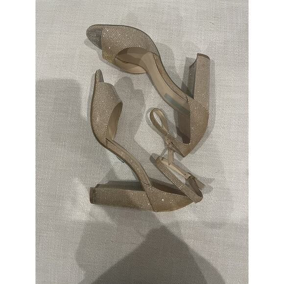 Blue by Betsey Johnson Gold SB-CARLY Size 8 1/2 Chunky Heel Shimmer Ankle Strap‎ - Picture 3 of 10